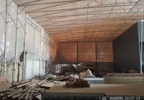 G1826 宝山一号线地铁共富新村地铁站附近泰和路外环边400平仓库出租 场地大 带卸货平台